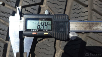 Zimní pneu Continental 235/45/19 XL, sada, DOT2922 - 3