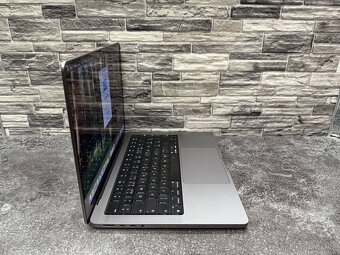 MacBook Pro 14” M1 Pro / 16GB / 500GB DPH - 3