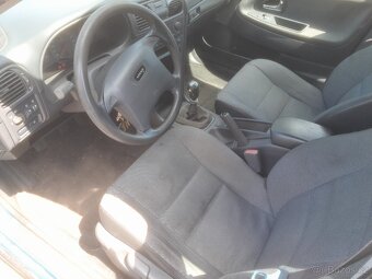 Volvo V40 - náhradní díly - 3