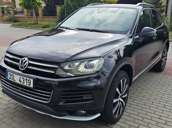 Touareg 3.0TDI V6 4X4|ACC|Automat|vzduch|Webasto - 3