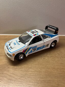 Auta 1:24 Bburago - 3