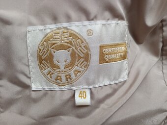 Péřový kabát značky KARA - 3