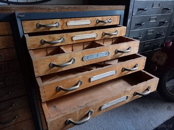 Dílenský šuplíkový regál - Industriální - 3