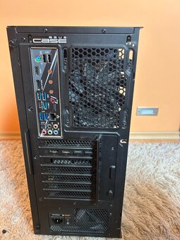 Herní počítač + bonusy - 3