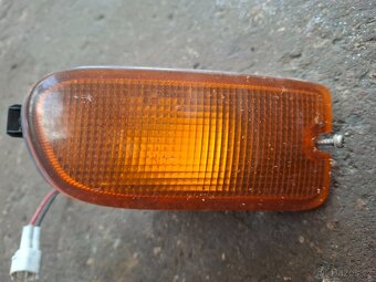 Přední blinkry Subaru Impreza GC8 - 3