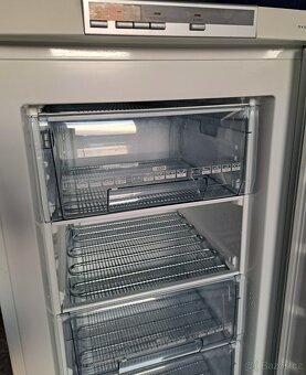AEG ELECTROLUX 6 šup. mrazák, 220L. - 3