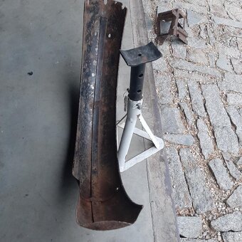 NSU zadní blatník - 3