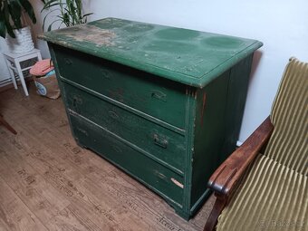 Starožitná komoda - 3