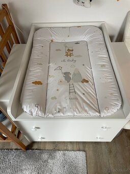 Přebalovací pult - 3