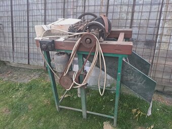 Řezačka na trávu - 3