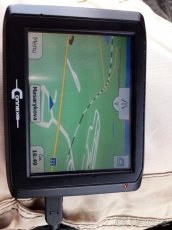 GPS navigace plně funkční + nabíječka - 3