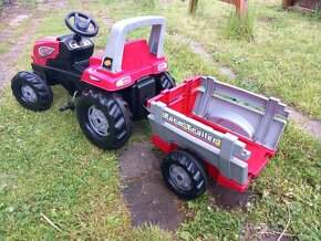 Šlapací traktor červený - 3