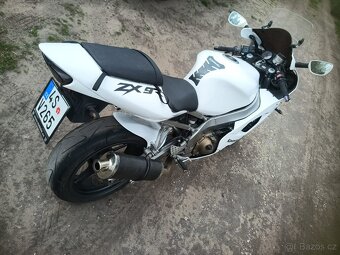 Kawasaki ZX9R 2002, 43 tkm, Laděný výfuk, LED blinkry - 3