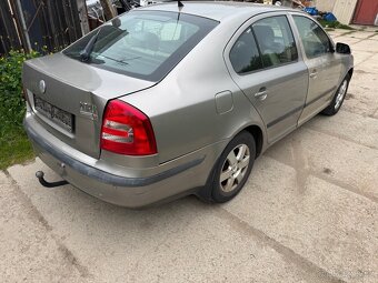 Škoda Octavia 2 1.8tsi 118kw BZB - 3