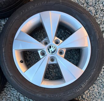 Letní kola Škoda Octavia 3 205/55 R16 Dunlop Bluresp. (1820) - 3