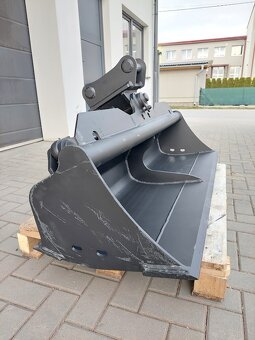 Hydraulická svahovka Lehnhoff MS03 na bagr 5 tun - 3