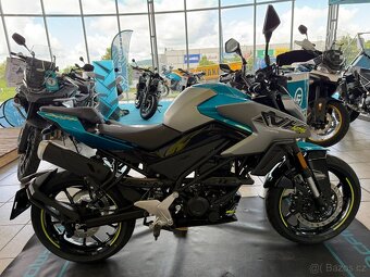 cfmoto 125 NK - modrá, černá skladem AKCE HELMA - 3