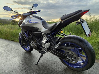 Yamaha MT-07 (2017) – 35/55 kW (A2) – TOP stav - 3