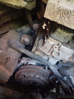Prodám motor š 100 1000 120 105 - 3