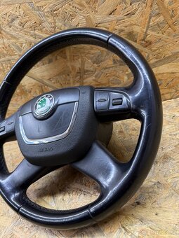Multifunkcni volant Skoda s airbagem 2009-2014 - 3