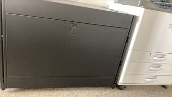 APC AR3003 Skříň serverového racku - 3