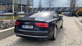 Audi A8 4.2TDi V8 Quattro - 3