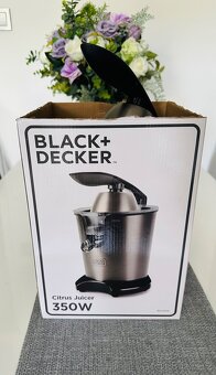 Black & Decker odšťavňovač - 3