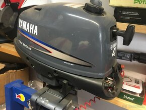 Yamaha 4 PS lodní motor - 3