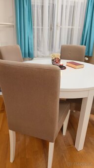 Jídelní rozkládací stůl (masiv) + 4 židle - 3
