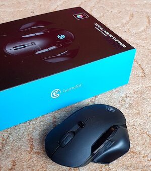 Špičková herní bezdrátová myš GameSir GM300, s akumulátorem - 3