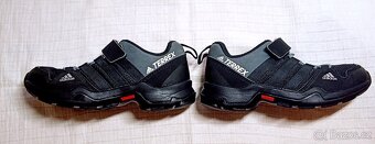 Adidas Terrex - nízká outdoorová obuv - velikost 30 - 3