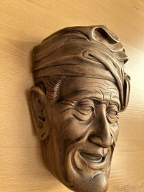 Prodám dřevěný vyřezávaný obličej busta - 3