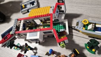 Lego Karavan - 3