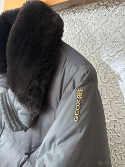 Péřová bunda Geox, vel. 38 - 3