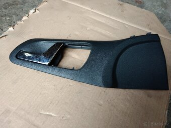 Škoda Octavia 1 díly levých předních dveří - 3