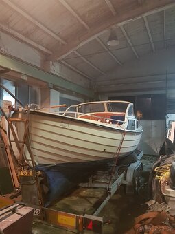 Laminátová Loď 7,5m - 3