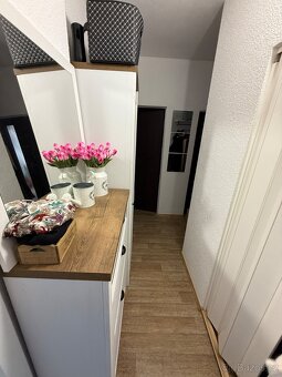 prodej bytu 2+1 s lodžií (68m2) - 3