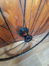 Silniční zapletená kola 2ks fulcrum - 3