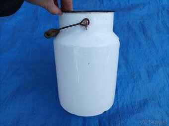 Smaltovaná bílá konvička na mléko, 5l - 3