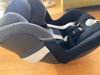 Autosedačka Cybex Sirona M2 i-Size+Base M Granite Black - 3