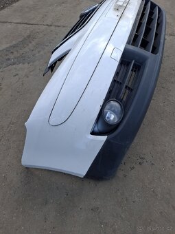Přední nárazník Volkswagen Touran 1T - 3