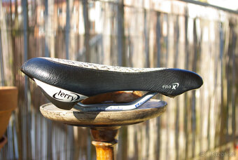 retro sedlo Terry Elia X - 3