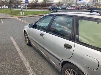 Volvo v40 2.0 - 3