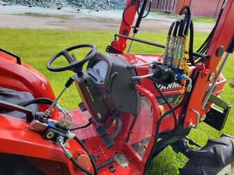 YANMAR AF310D s čelním nakladačem - 3
