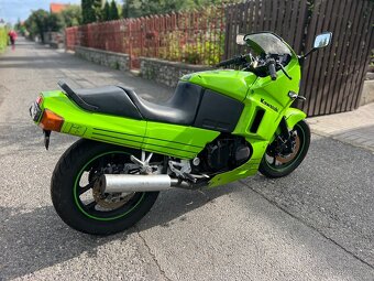 Kawasaki Gpx 600 - 3