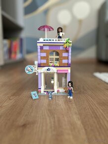 Lego 41365 Emma a umělecké studio - 3