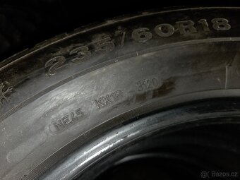 235/60/18 Dunlop - 3