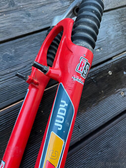 Odpružená vidlice RockShox Judy C MTB retro Long Travel - 3
