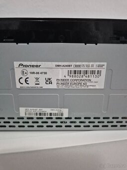 Prodám autoradio Pioneer DMH-A240BT - 3