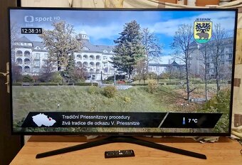 4K UHD Smart Samsung televizor - 3